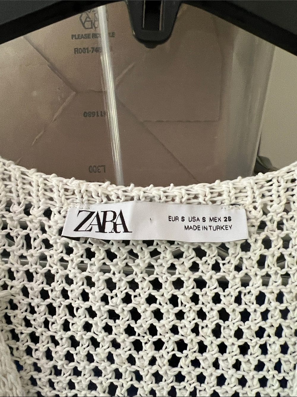 Zara Europe Oversized White Open-Knit V-Neck Sweater Tunic Swim Cover Up S/M NEW - Picture 2 of 6